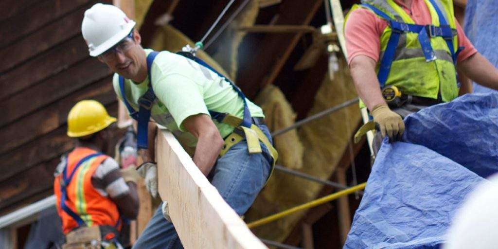 Jehovah's Witnesses Free Disaster Relief Team in action